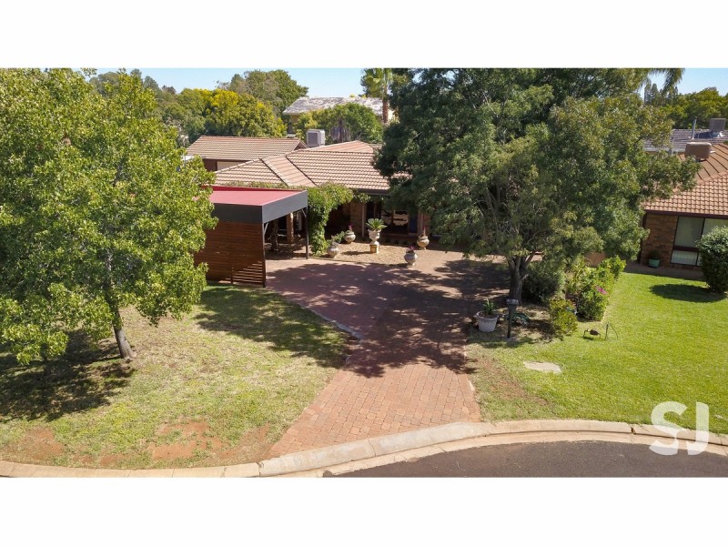 10 Tarlow Avenue, Dubbo NSW 2830
