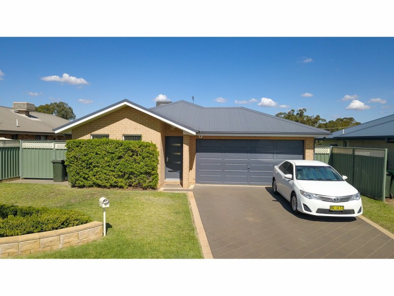 5 Torvean Avenue, Dubbo NSW 2830