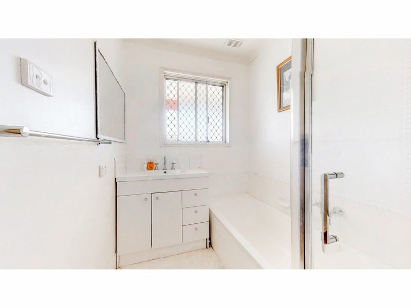 43 Spears Drive, Dubbo NSW 2830