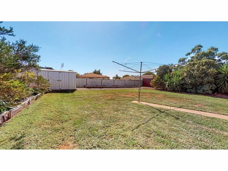 43 Spears Drive, Dubbo NSW 2830