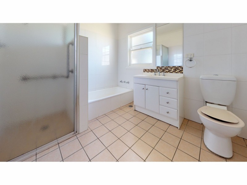 4 Gipps Street, Dubbo NSW 2830
