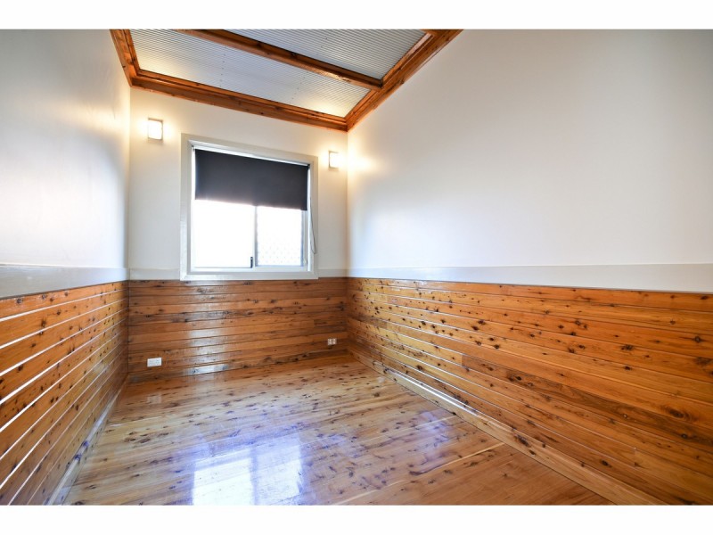 43 Sterling Street, Dubbo NSW 2830