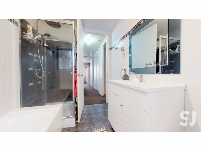 6 Salter Drive, Dubbo NSW 2830