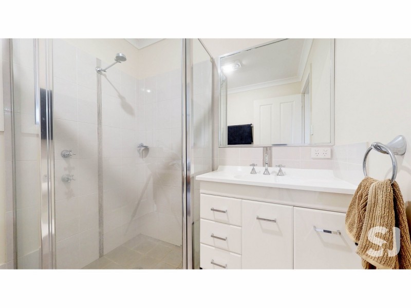 37 Catherine Drive, Dubbo NSW 2830