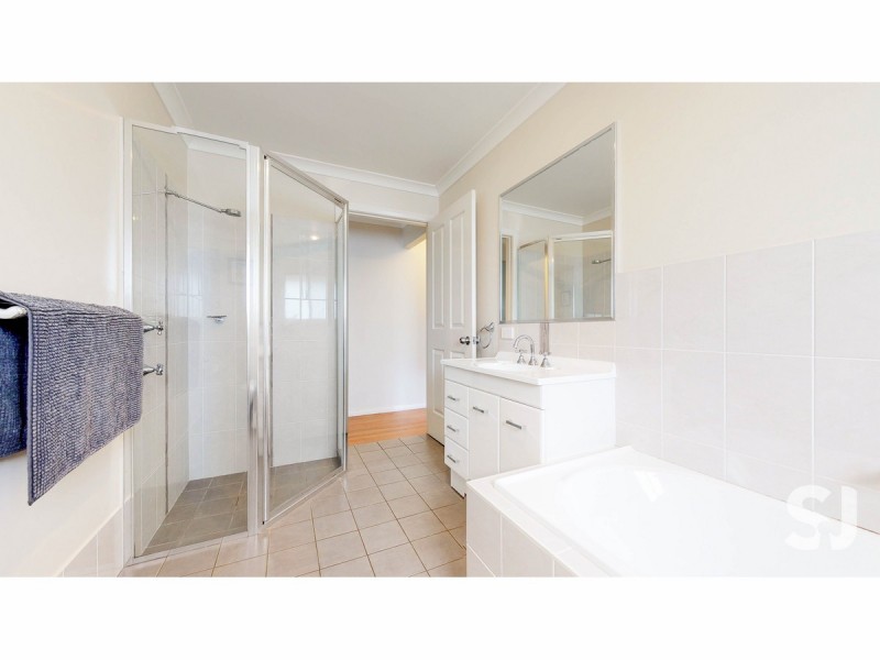 37 Catherine Drive, Dubbo NSW 2830