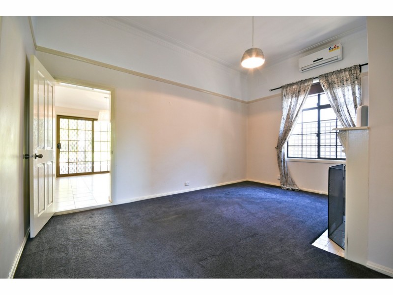 155 Cobra Street, Dubbo NSW 2830