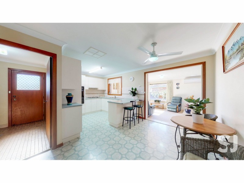 16 Flinders Close, Dubbo NSW 2830