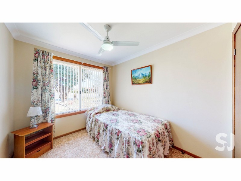 16 Flinders Close, Dubbo NSW 2830