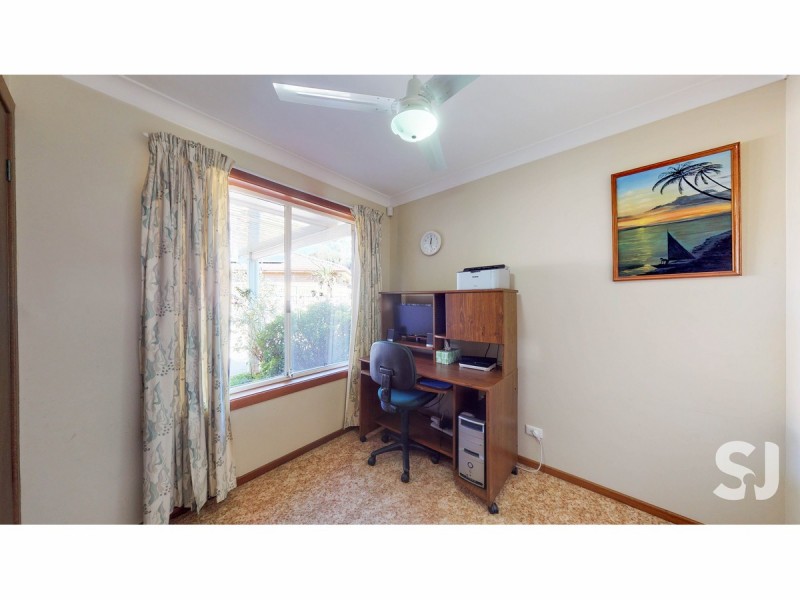 16 Flinders Close, Dubbo NSW 2830