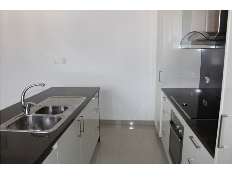 10/30 Lorna Lim Terrace, Driver NT 0830