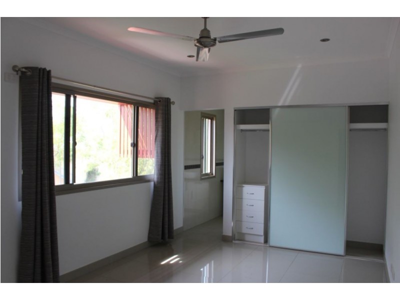 10/30 Lorna Lim Terrace, Driver NT 0830