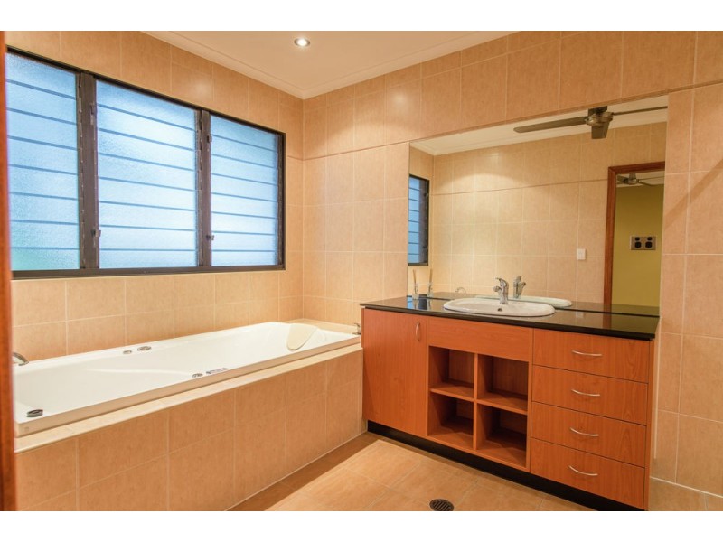 60 Trippe Road, Humpty Doo NT 0836