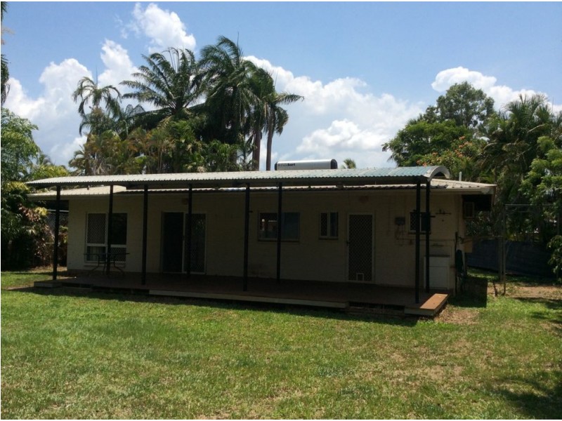 17 Strawbridge Crescent, Moulden NT 0830