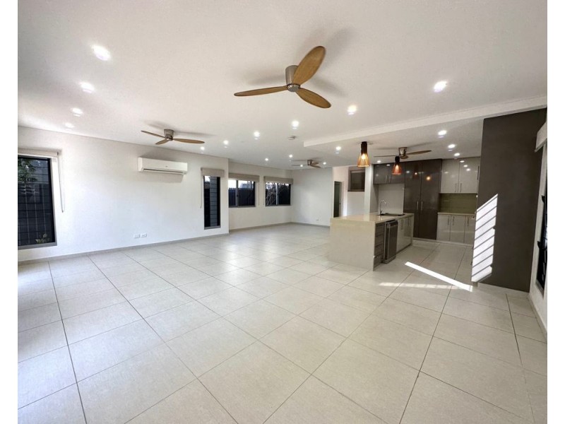 2/5 Arafura Court, Rapid Creek NT 0810