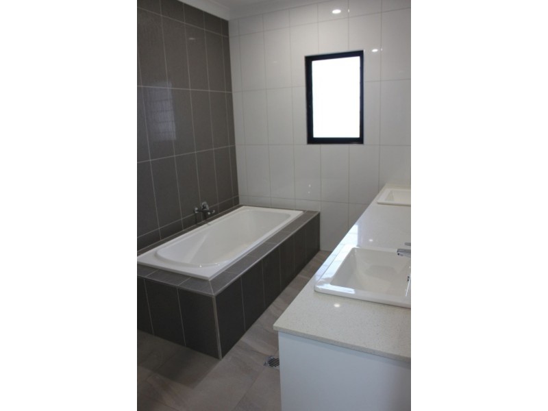 323 Hutchison Road, Herbert NT 0836