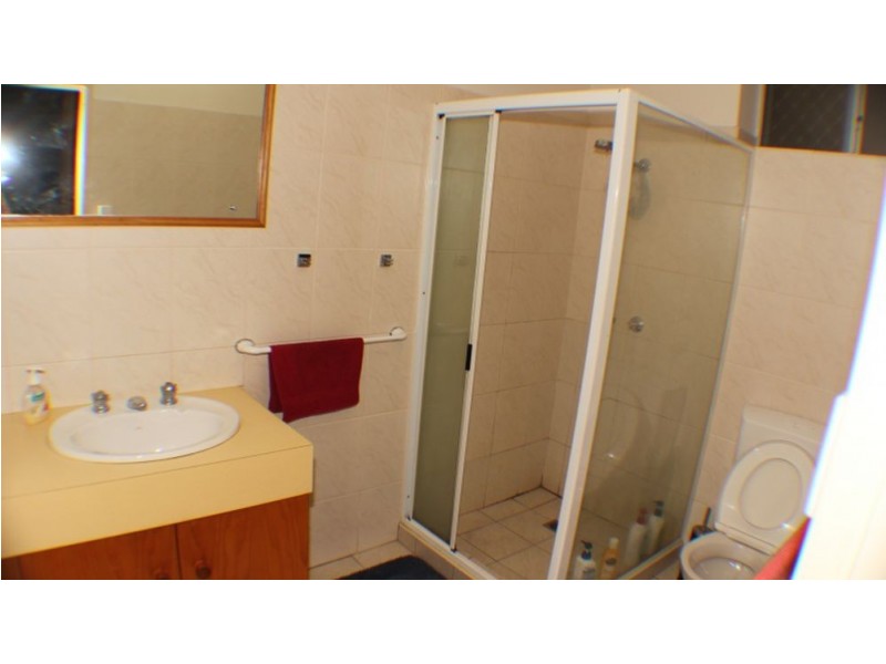 Coconut Grove NT 0810