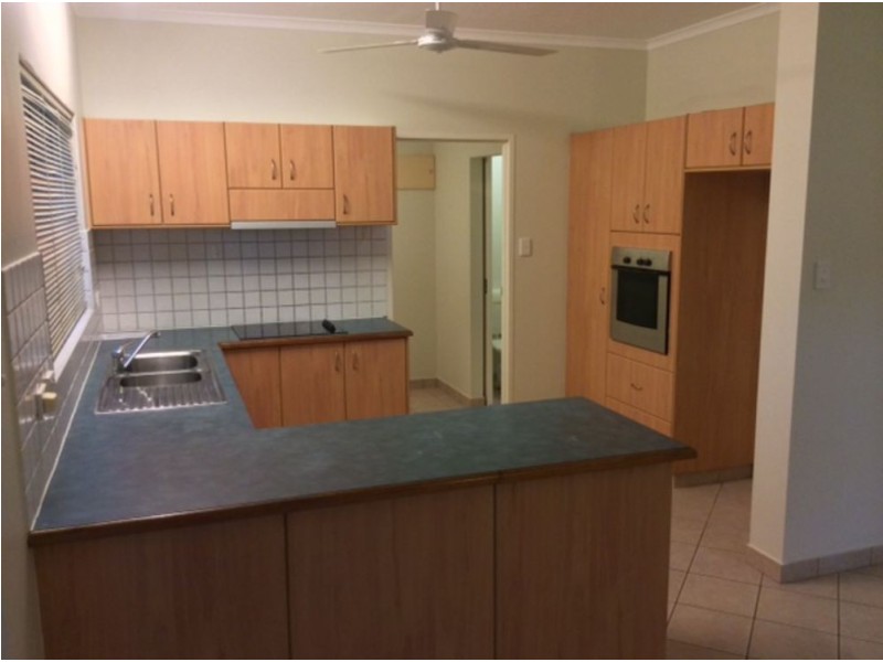 9/5 St John Court, The Gardens NT 0820