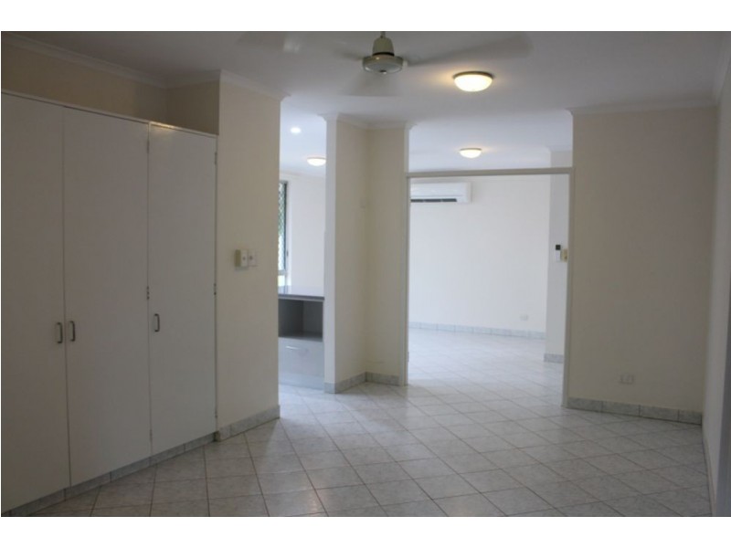 11 Wescombe Court, Malak NT 0812
