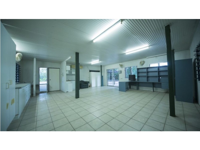 130 Hughes Road, Acacia Hills NT 0822