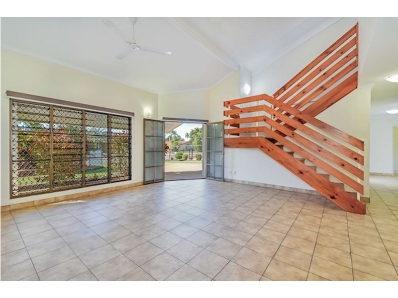 6 Hotham Court, Leanyer NT 0812