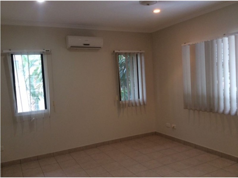 9/5 St John Court, The Gardens NT 0820