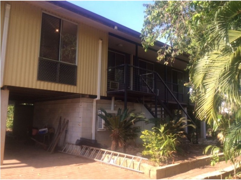 13 Priest Circuit, Gray NT 0830