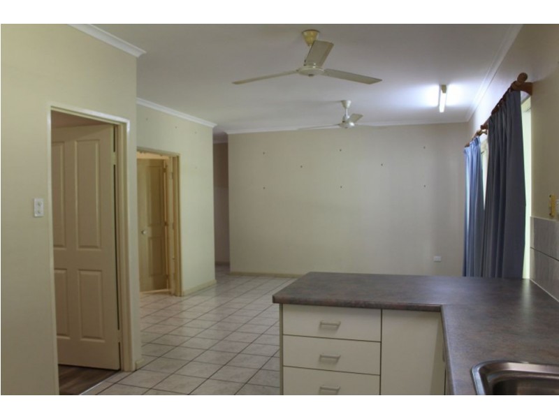 61 Gunter Circuit, Woodroffe NT 0830