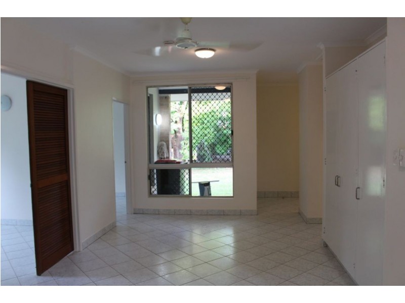 11 Wescombe Court, Malak NT 0812