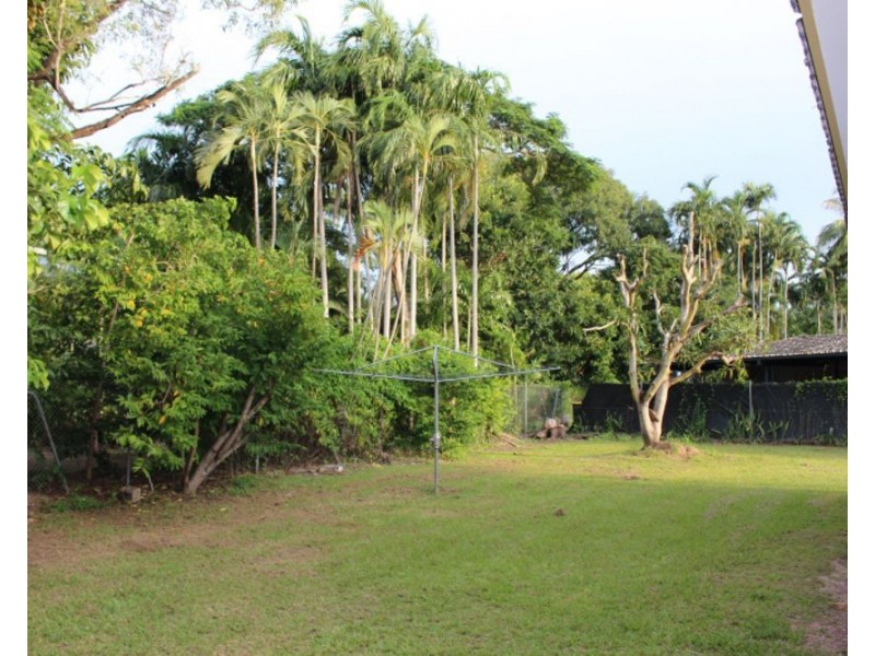 11 Wescombe Court, Malak NT 0812