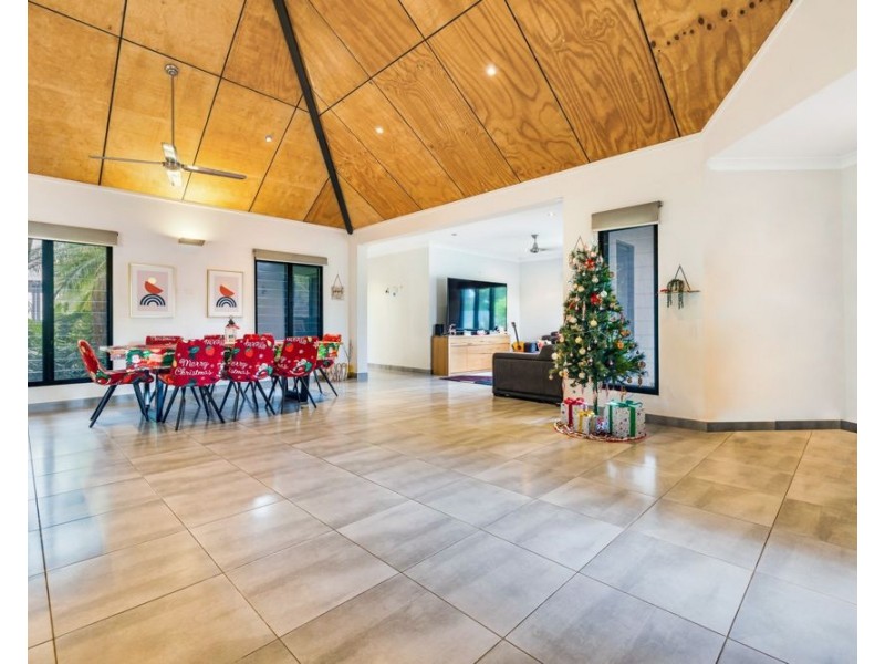 8 Gumulala Street, Lyons NT 0810