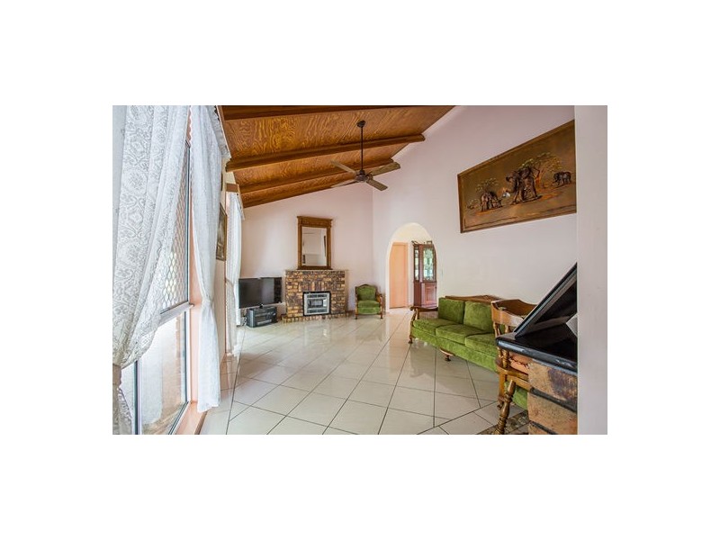 52 Osborne Court, Wallu QLD 4570