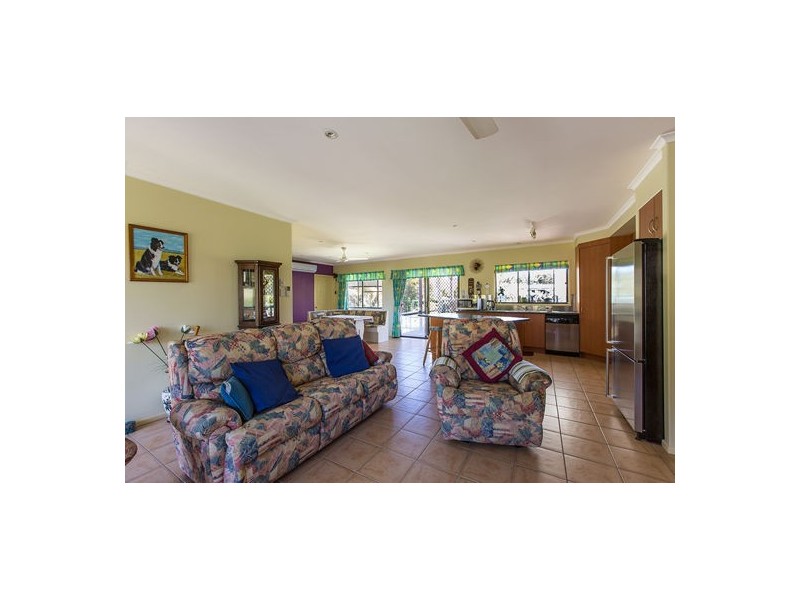 11 Mayflower Court, Cooloola Cove QLD 4580