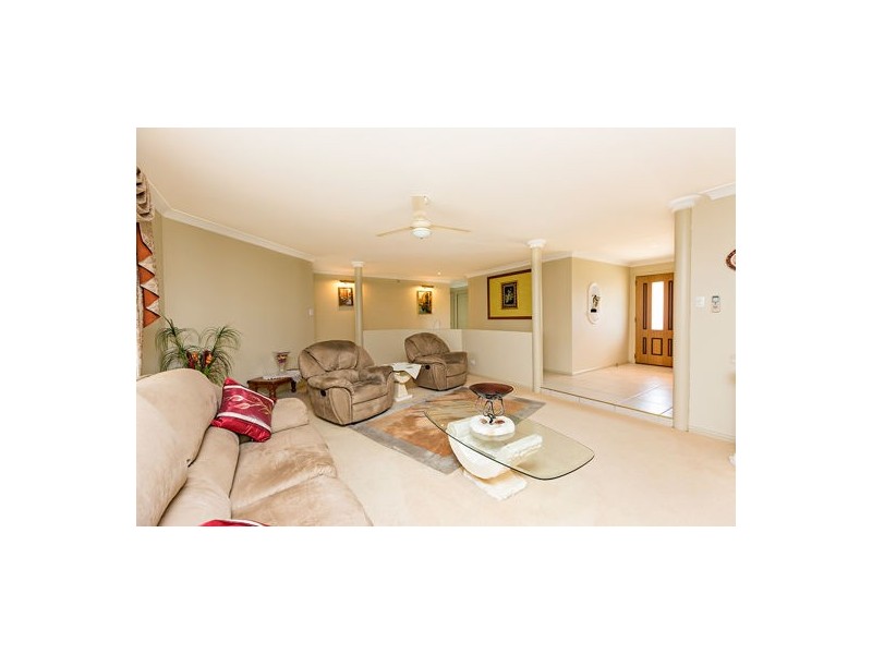 26 Kanimbla Avenue, Cooloola Cove QLD 4580
