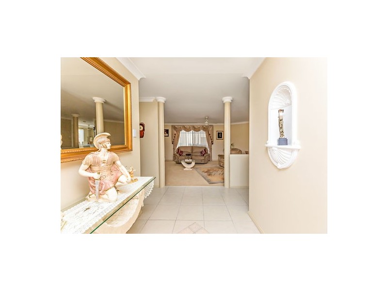 26 Kanimbla Avenue, Cooloola Cove QLD 4580
