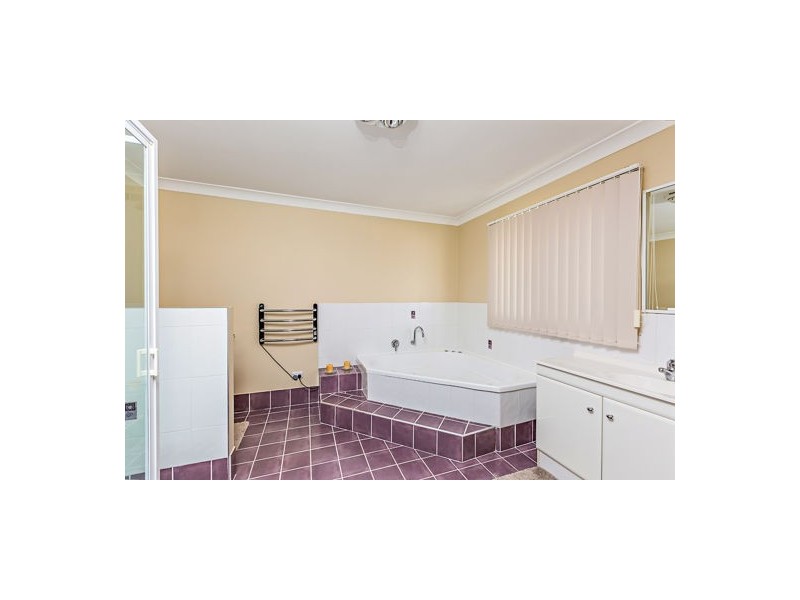 26 Kanimbla Avenue, Cooloola Cove QLD 4580