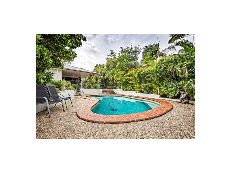 8 Federation Court, Southside QLD 4570