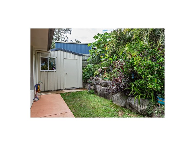 8 Federation Court, Southside QLD 4570