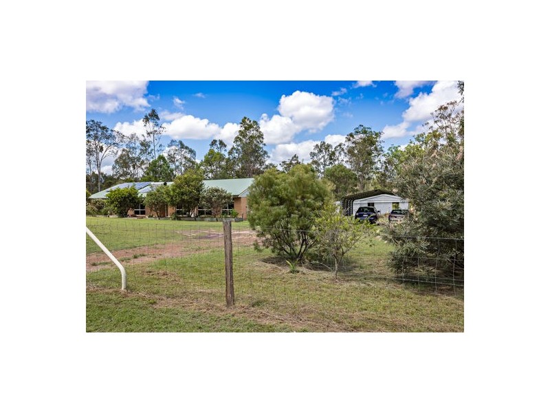 29 Harris Road, Owanyilla QLD 4650