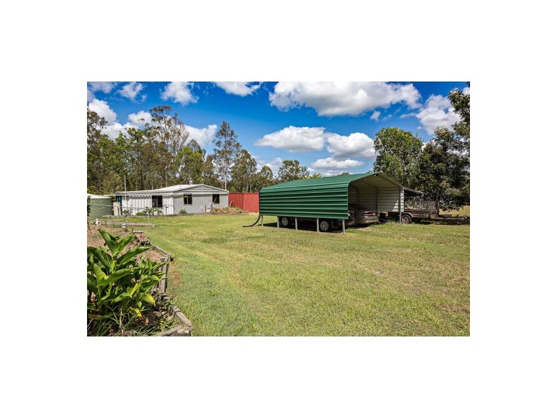 29 Harris Road, Owanyilla QLD 4650