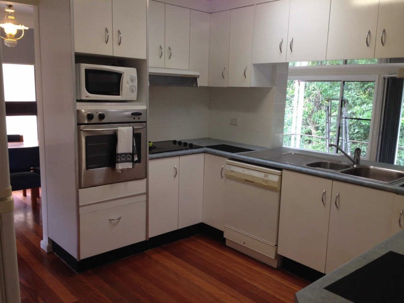 18 Nardie Street, Sapphire Beach NSW 2450