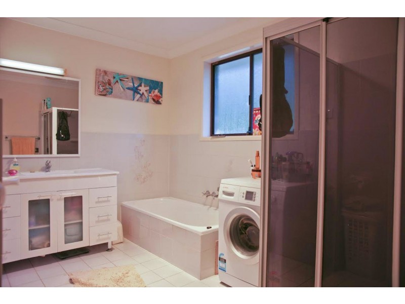 42 Playford Avenue, Boambee East NSW 2452