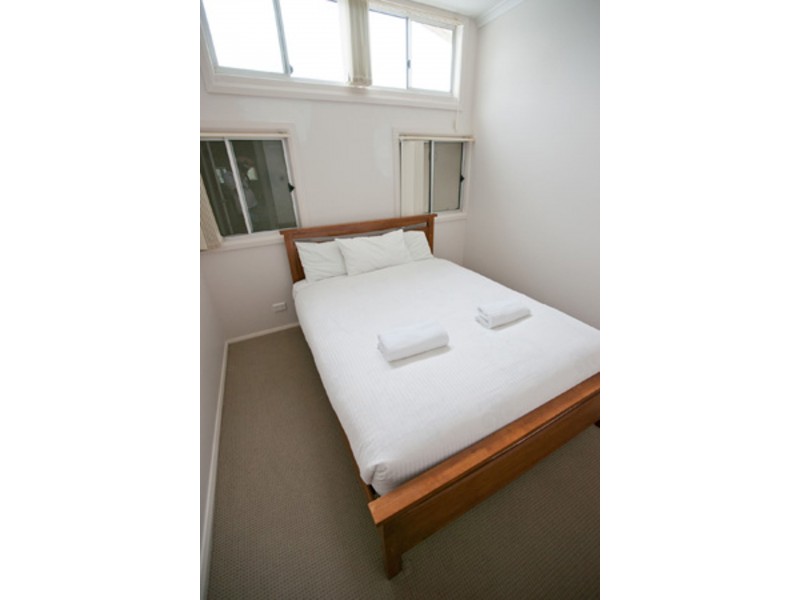 16 Ford Street, Red Rock NSW 2456