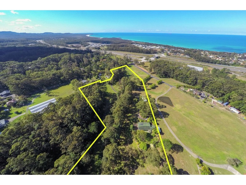 31 Gaudrons Rd, Sapphire Beach NSW 2450