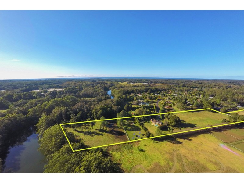 16 Forest Oak Drive, Bonville NSW 2441