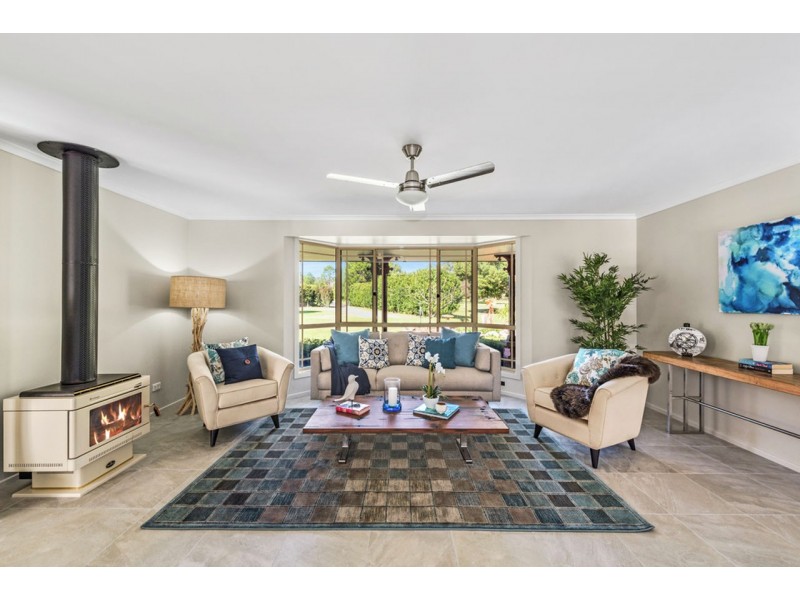 16 Forest Oak Drive, Bonville NSW 2441