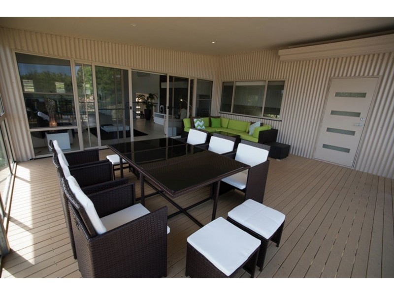 11 Capizzi Close, Emerald Beach NSW 2456