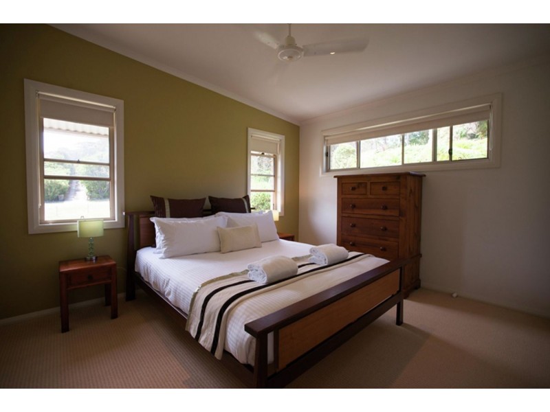 11 Capizzi Close, Emerald Beach NSW 2456