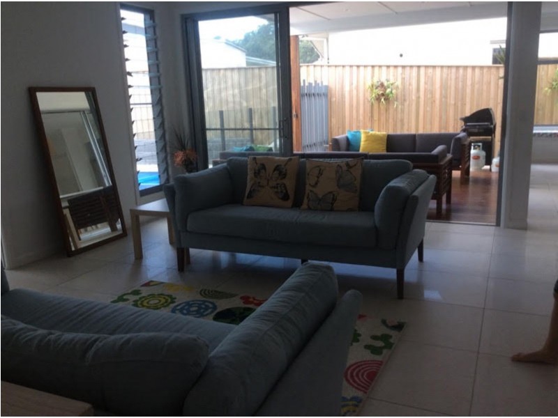 17 Cherry Street, Sapphire Beach NSW 2450