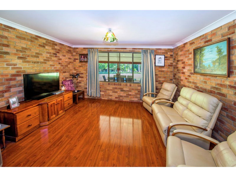 84 Faviell Drive, Bonville NSW 2441