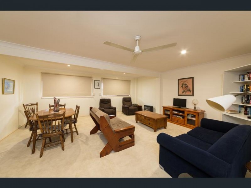 46 Dammerel Crescent, Emerald Beach NSW 2456